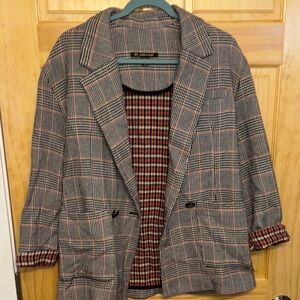 Stylish Women's Checkered Blazer